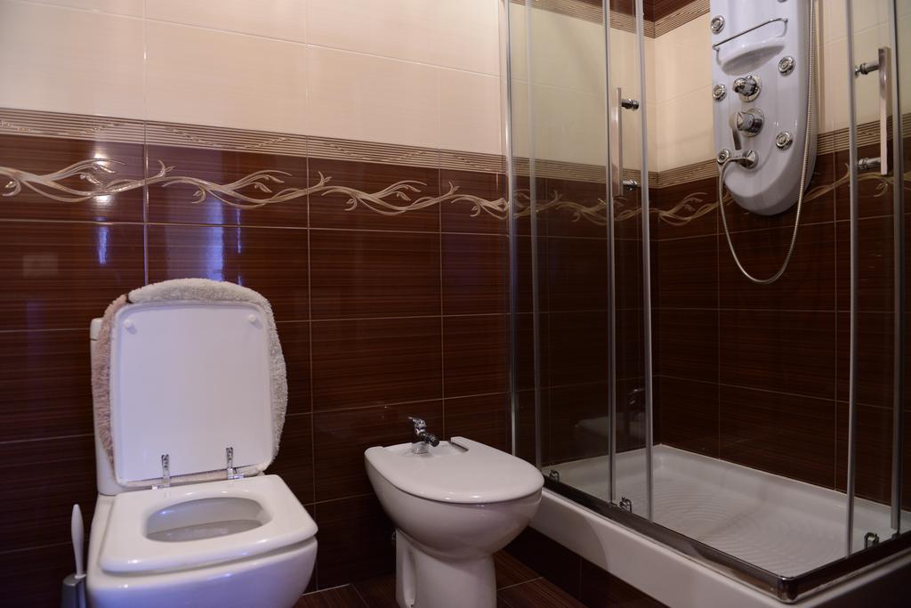Vila Perla Sapanteana Sapinta Bilik gambar